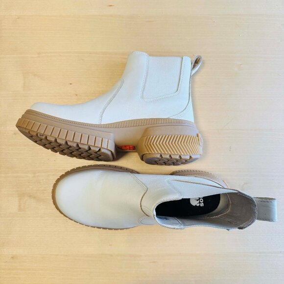 Sorel Waterproof Chelsea Boot - Women's - Picture 2 of 3